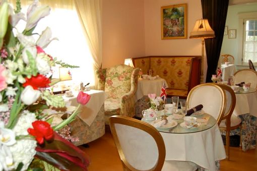 A beautifully appointed room that transports guests back to a bygone era when one was allowed to luxuriate over a nice cup of tea and good conversation. 