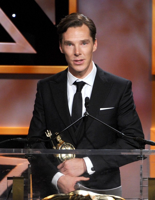 Benedict Cumberbatch receives the 2013 British Artist of the Year Award (Photo by Kevin Winter/Getty Images)