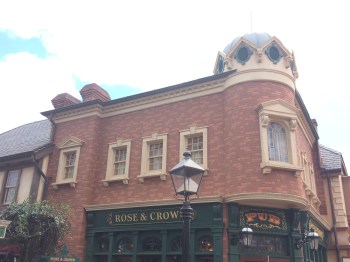 Epcot's Rose & Crown Pub and Dining Room.
